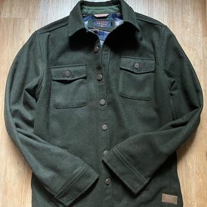 The Normal Brand Bright side Flannel Lined Jacket in Green